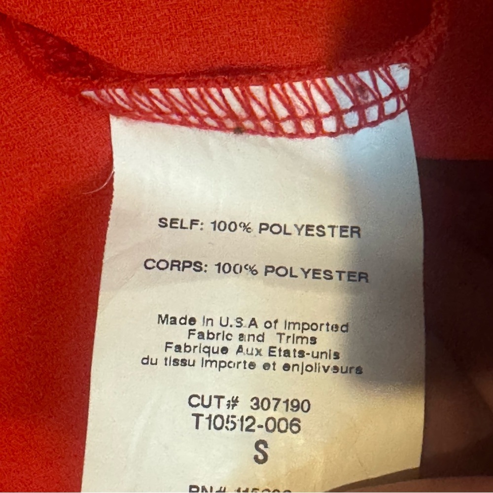 Lush Red Sleeveless Top - Picture 5 of 6